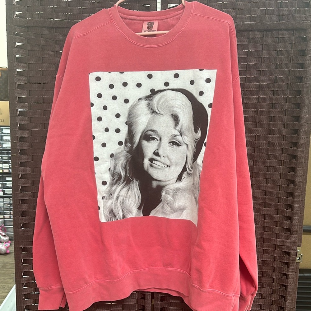 Dolly Parton sweatshirt